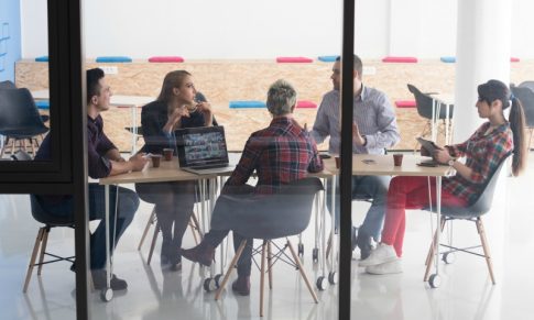 Felicidade é o ponto de partida para maior produtividade