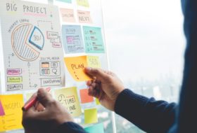 Saiba porque deve integrar um filósofo na sua equipa