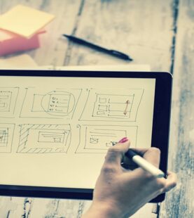 BUSINESS MODEL CANVAS